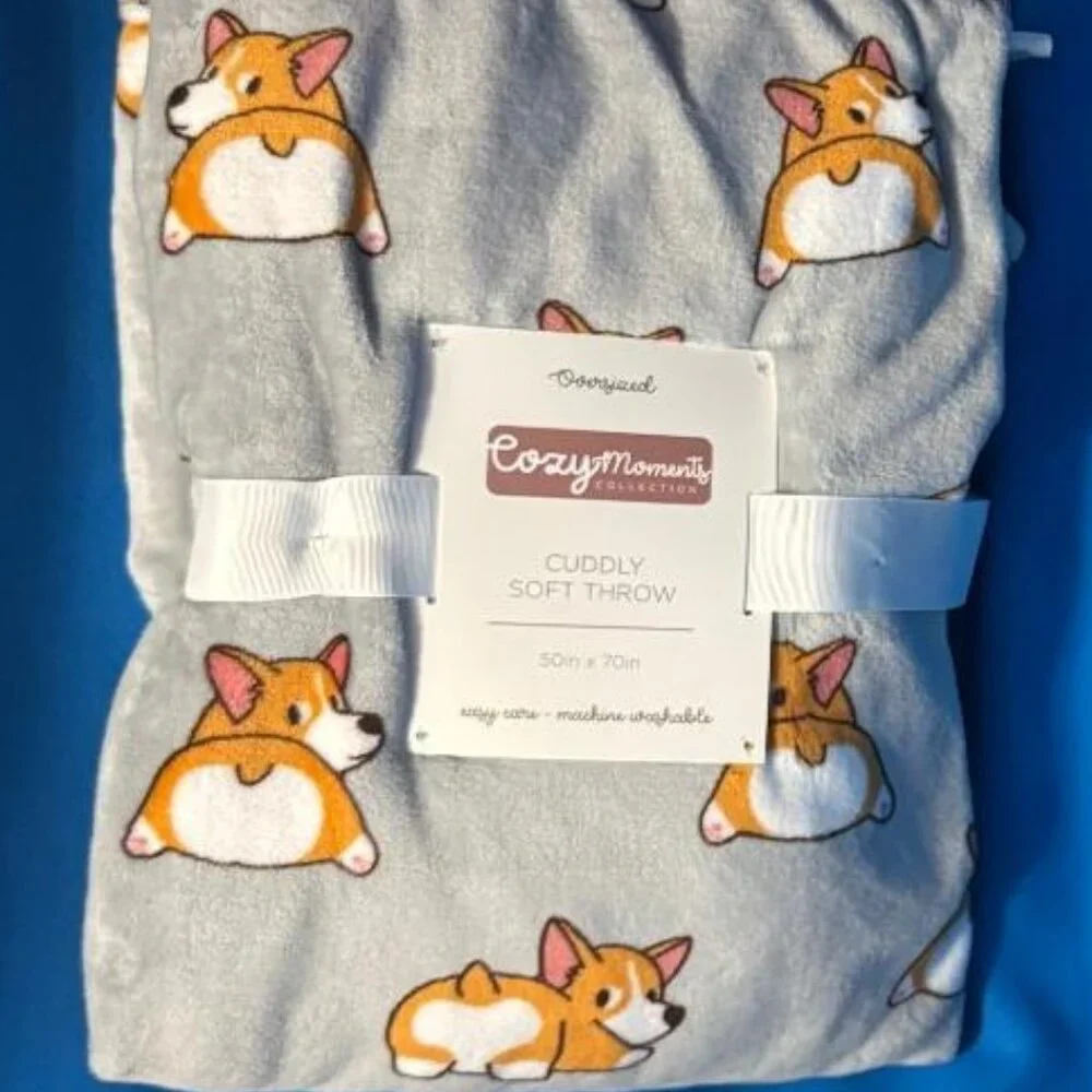 NWT / NEW CORGI ( PEMBROKE / CARDIGAN WELSH ) OVERSIZED 50” X 70” PLUSH THROW